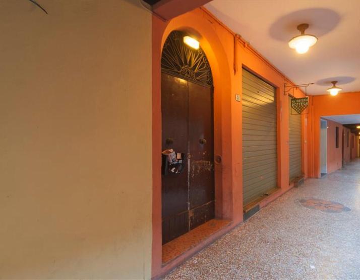 Pisolo In Citta Casa Vacanze Nel Centro Storico Bologna Exterior foto